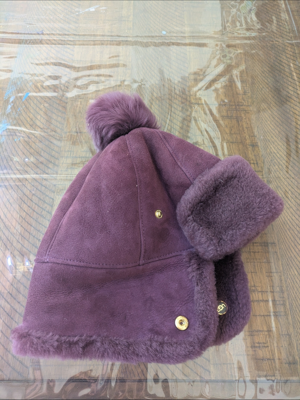 Ugg Pom Pom Trapear Hat in Plum